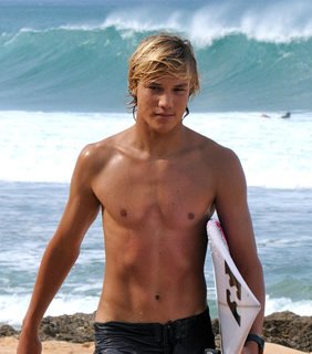 Gay surfing in Gran Canaria