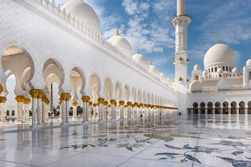 Abu Dhabi gay tour