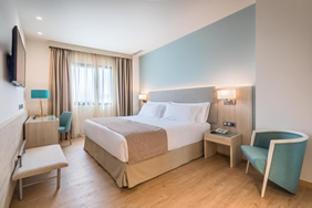 Occidental Sevilla Viapol Hotel room