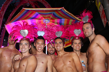 Sydney Gay Mardi Gras gay tour