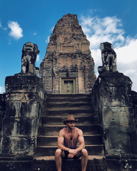 Angkor Wat gay trip