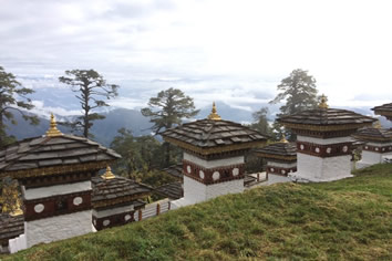 Bhutan gay tour - Dochula Pass