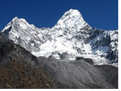 Everest gay hike - Ama Dablam Base Camp