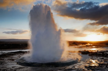 Iceland Gay tour geysir