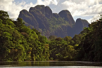 Gay Suriname tour