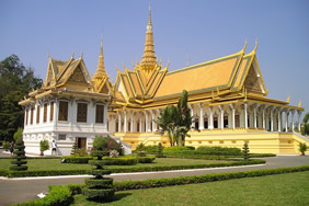 Cambodia gay tour - Royal Palace